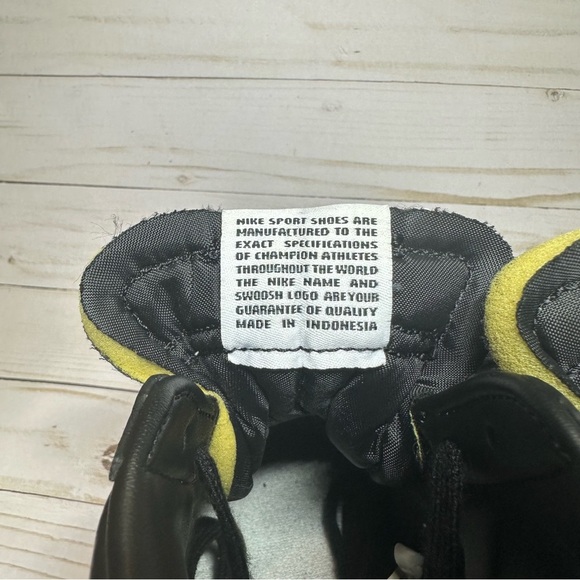 Nike Men's Blazer Mid '77 Vintage Shoes - Black / Sail - Picture 5 of 5